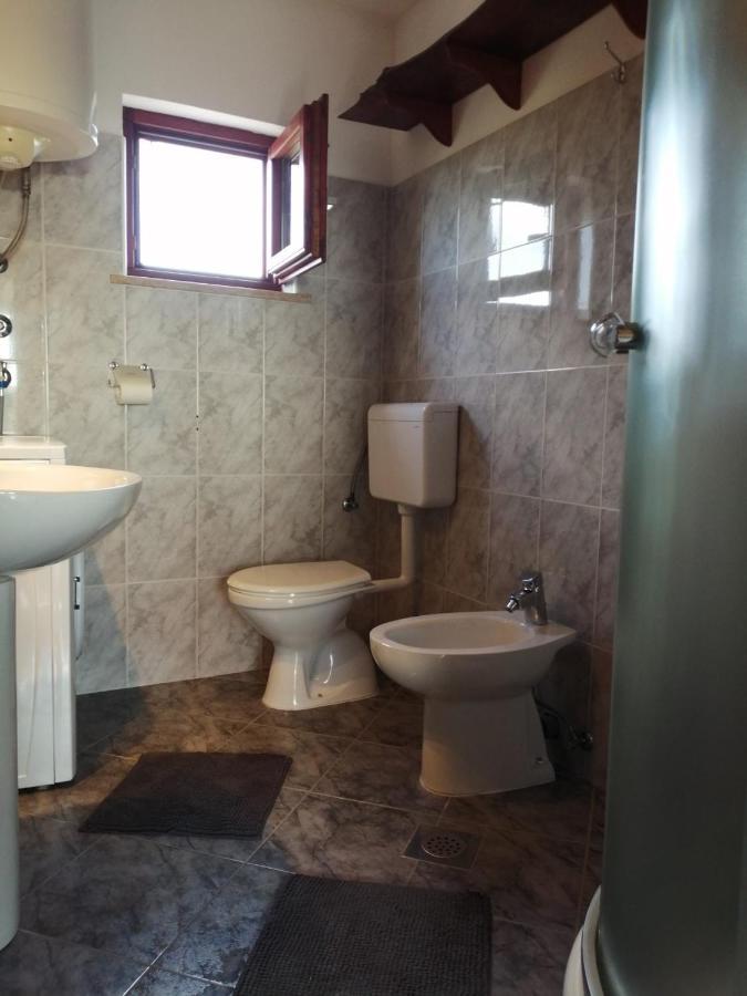 App Isabel Apartment Zminj ภายนอก รูปภาพ